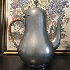 Vintage pewter teapot holland made